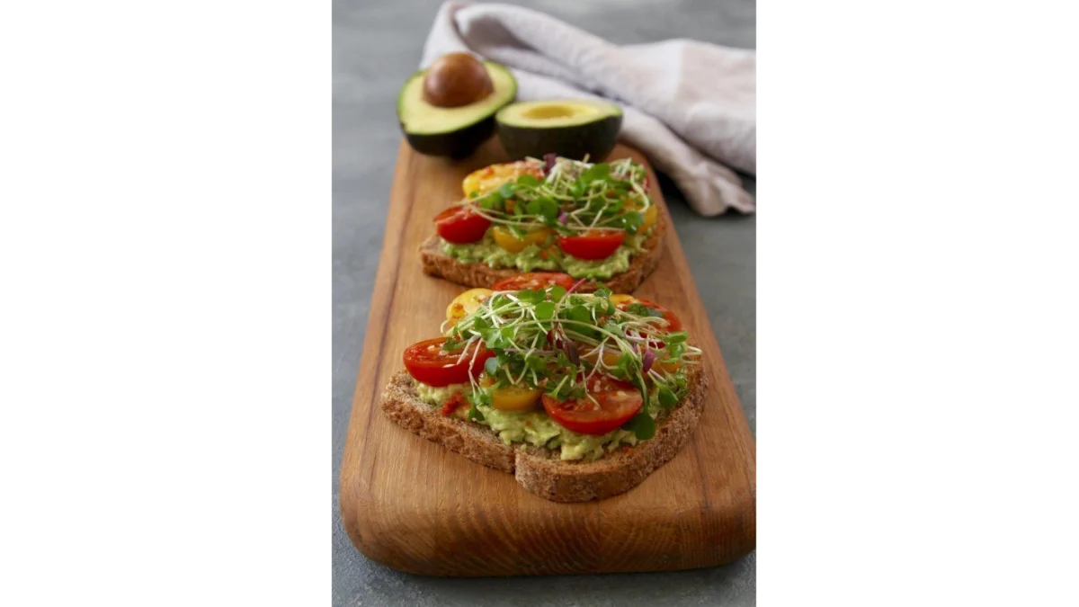 Tostada de aguacate